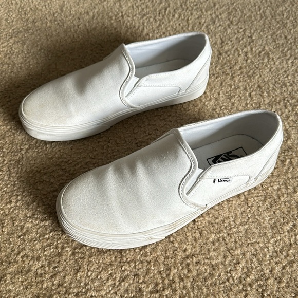 Vans Classic White Slip-On Tumble Shoe!! - Picture 6 of 7